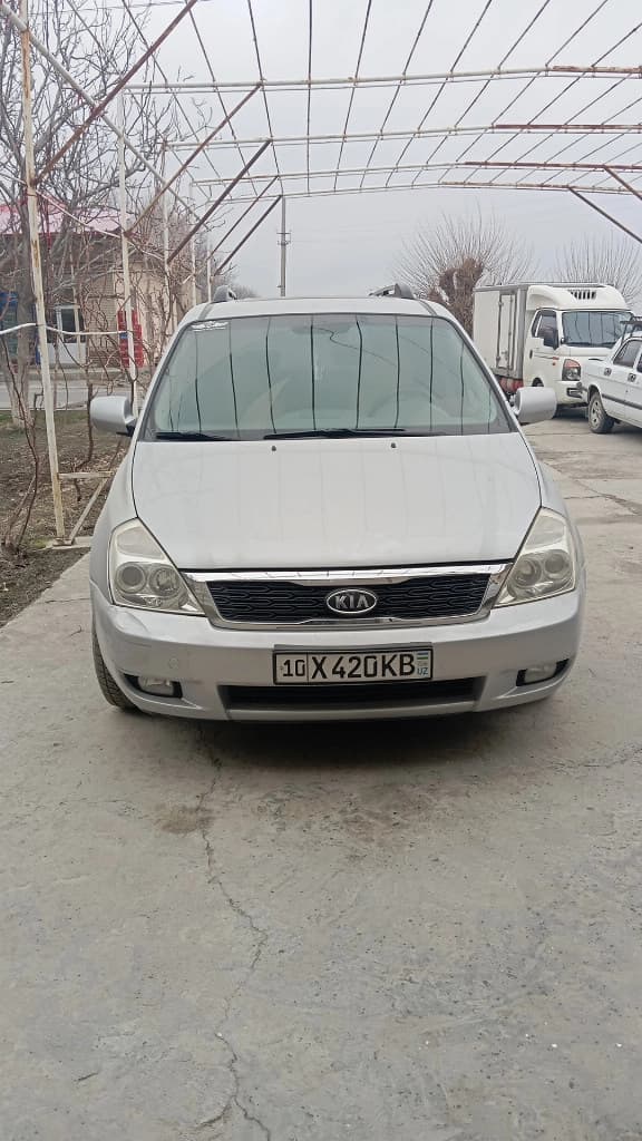 Kia Carnival 2006 — 3