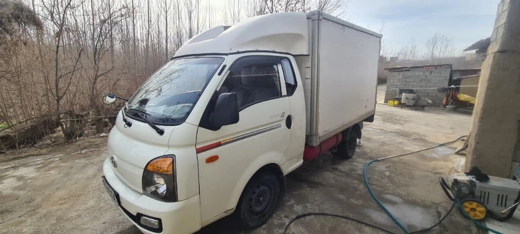 Hyundai Porter 2013 — 2