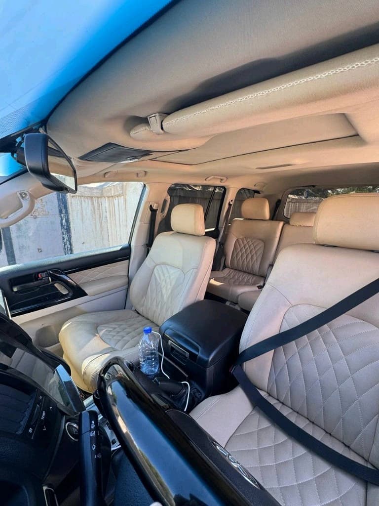 Toyota Land Cruiser 2014 — 1