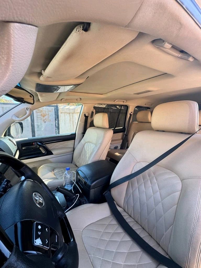 Toyota Land Cruiser 2014 — 2