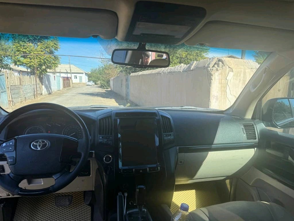 Toyota Land Cruiser 2014 — 4