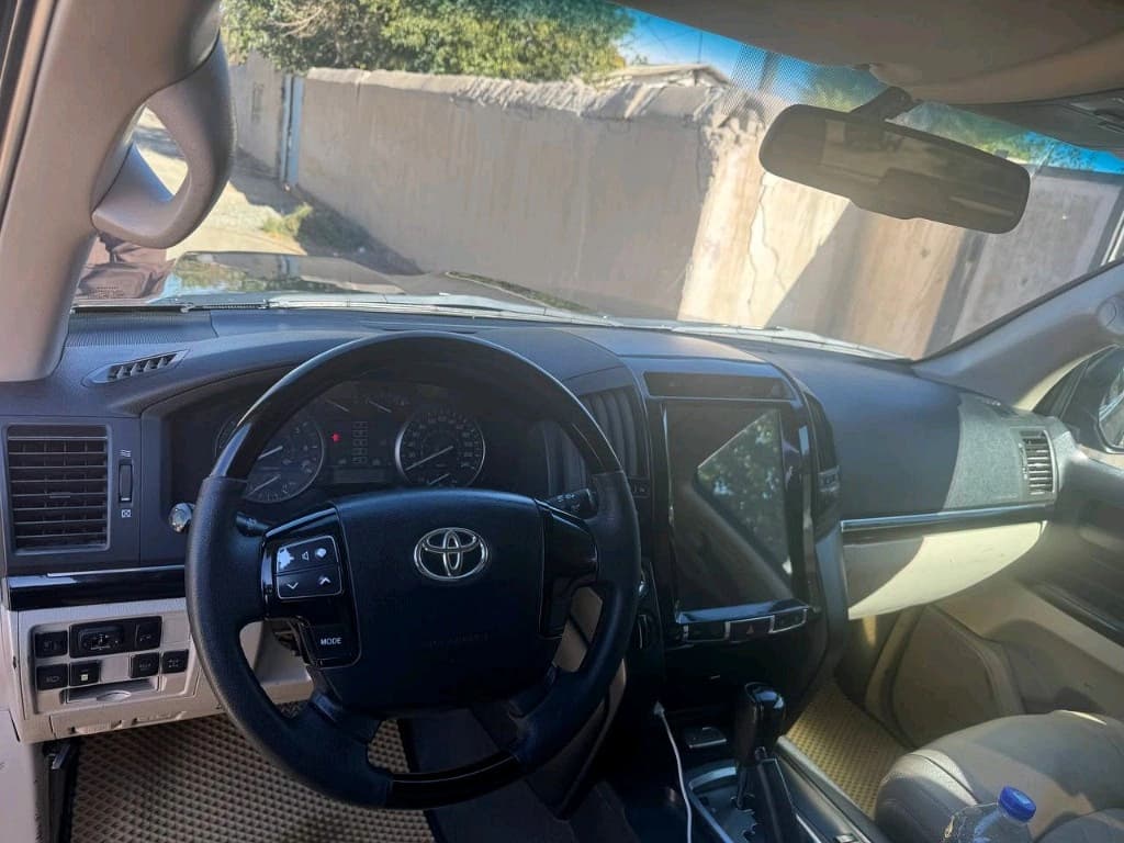 Toyota Land Cruiser 2014 — 5