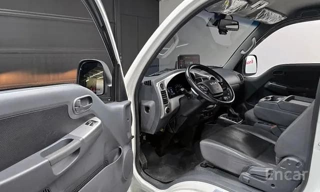 Kia Bongo 2024 — 8