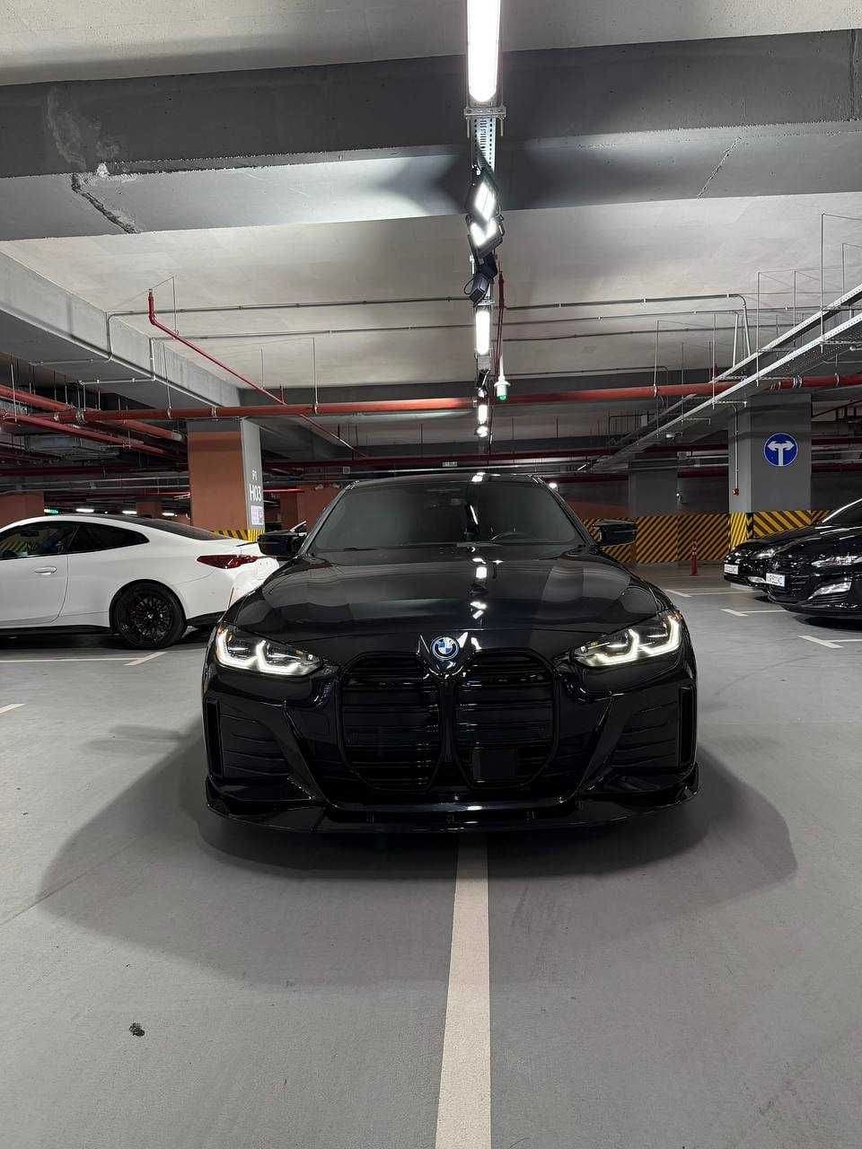 BMW i4 2023 — 1