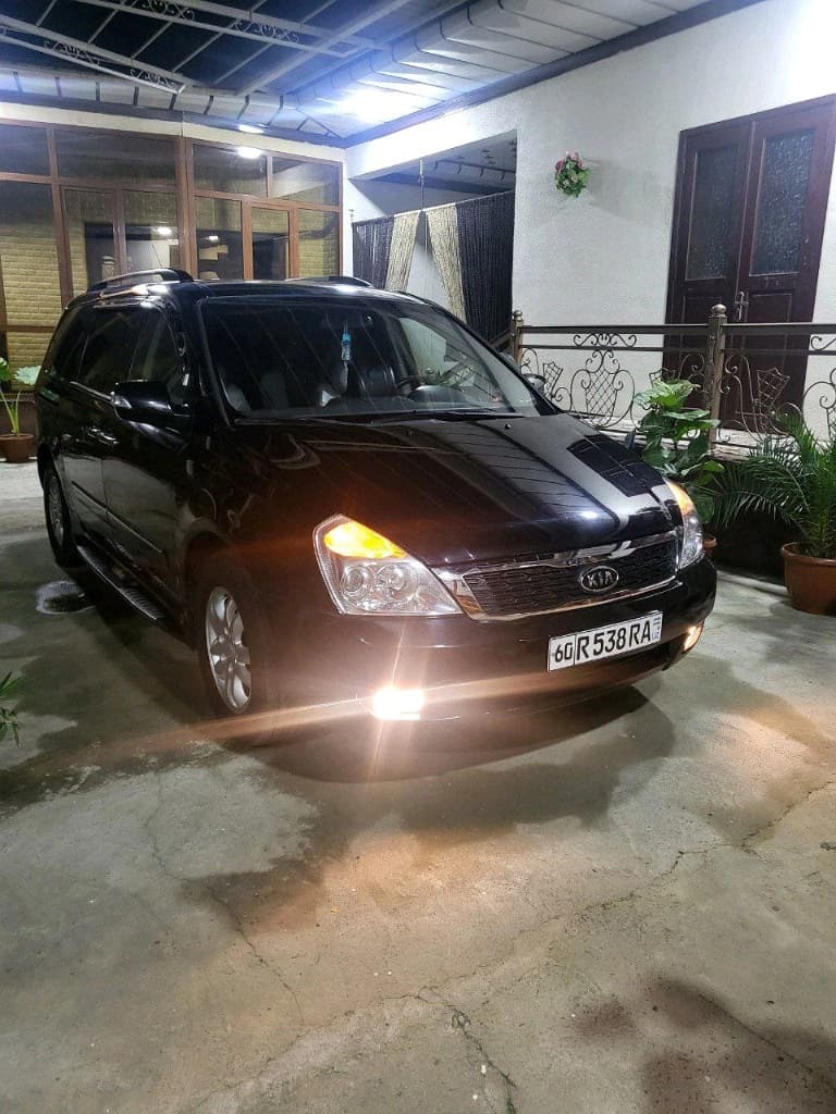 Kia Carnival 2021 — 3