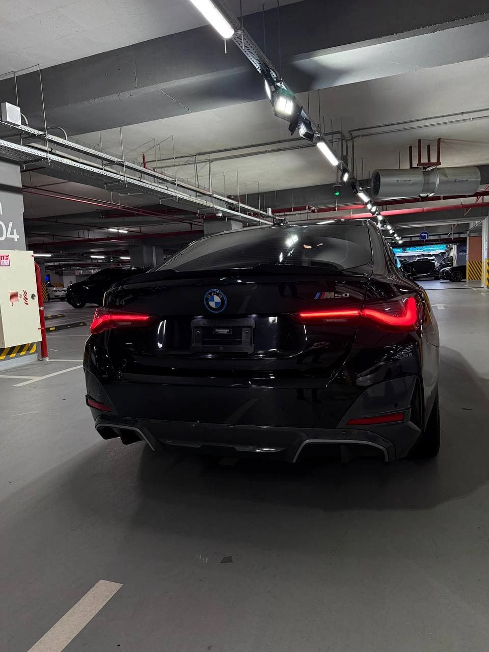 BMW i4 2023 — 3