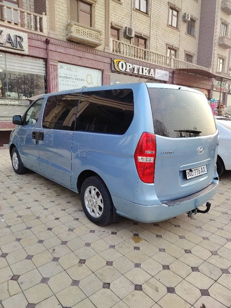 Hyundai H-1 2009 — 2