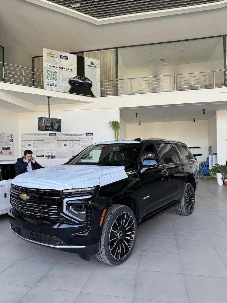 Chevrolet Tahoe 2025 — 1