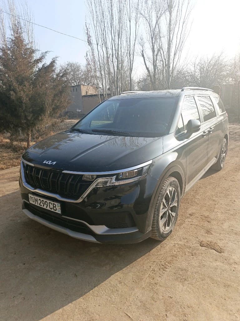 Kia Carnival 2023 — 1