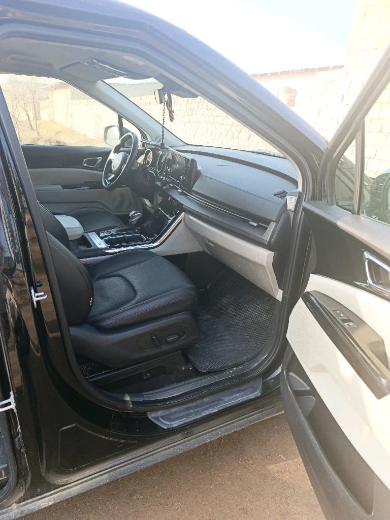 Kia Carnival 2023 — 8