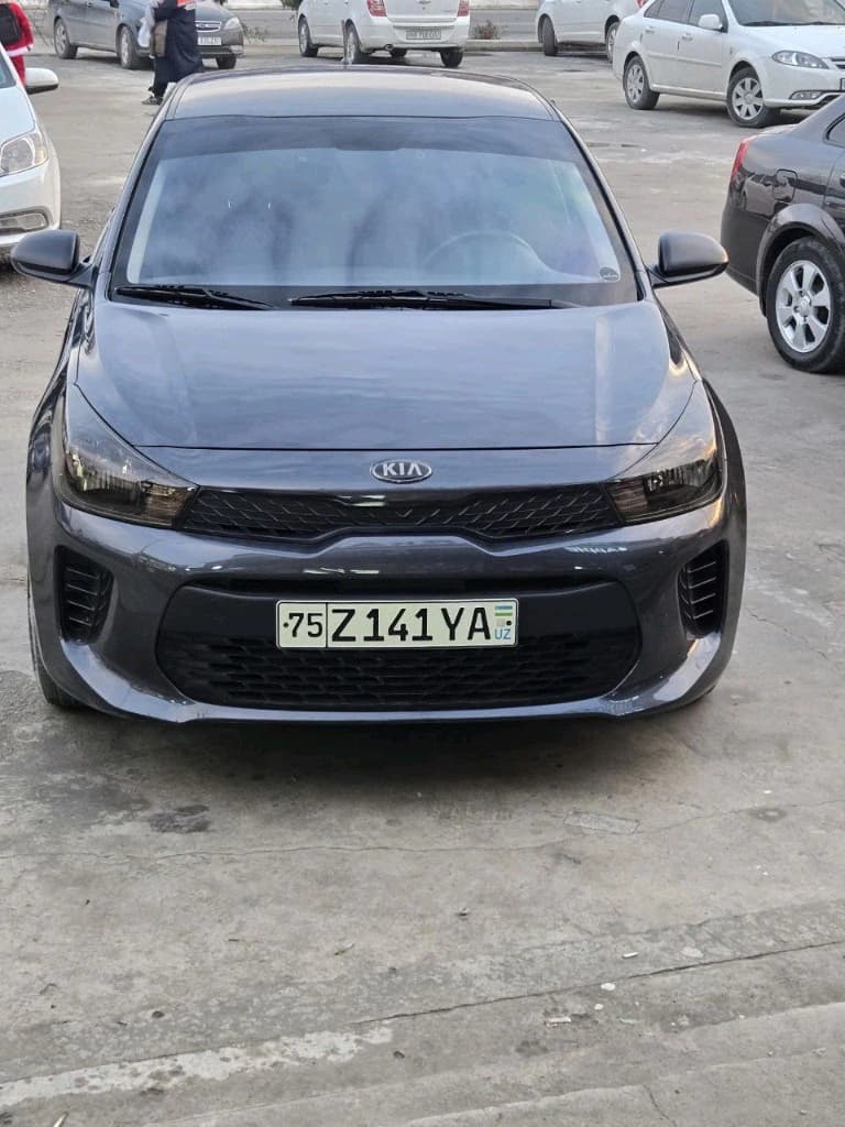 Kia Rio 2018 — 1