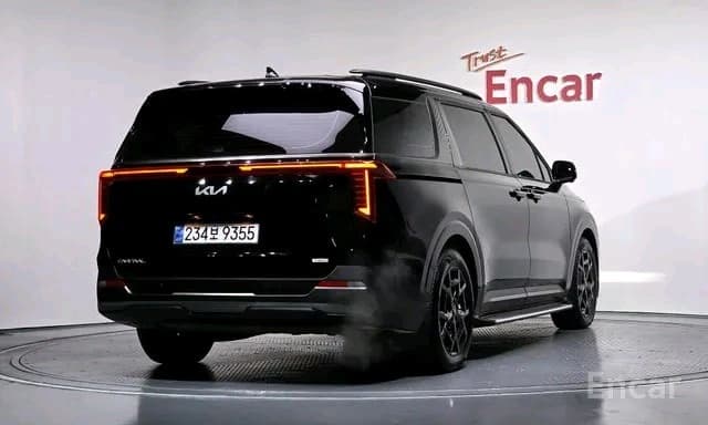 Kia Carnival 2025 — 2