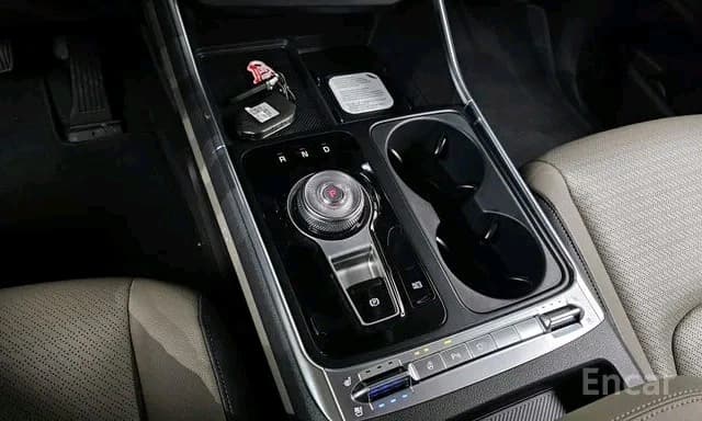 Kia Carnival 2025 — 10