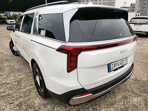 Kia Carnival 2025 — 6