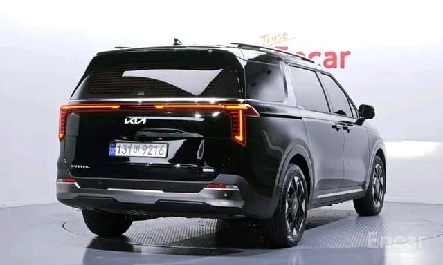 Kia Carnival 2025 — 2