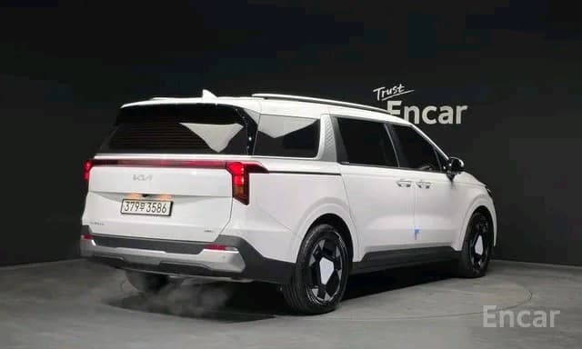 Kia Carnival 2025 — 2