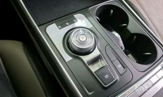Kia Carnival 2025 — 9
