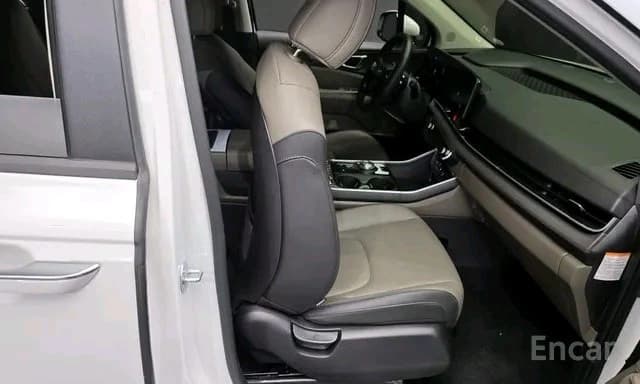 Kia Carnival 2025 — 10