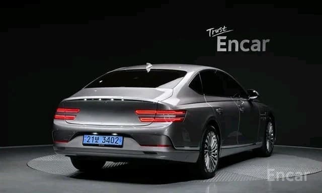 Genesis G80 2024 — 2