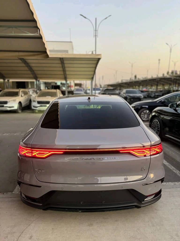 BYD Han 2024 — 2