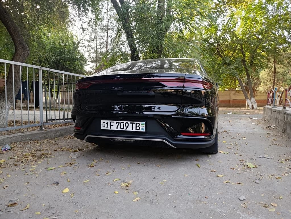 BYD Han 2023 — 5