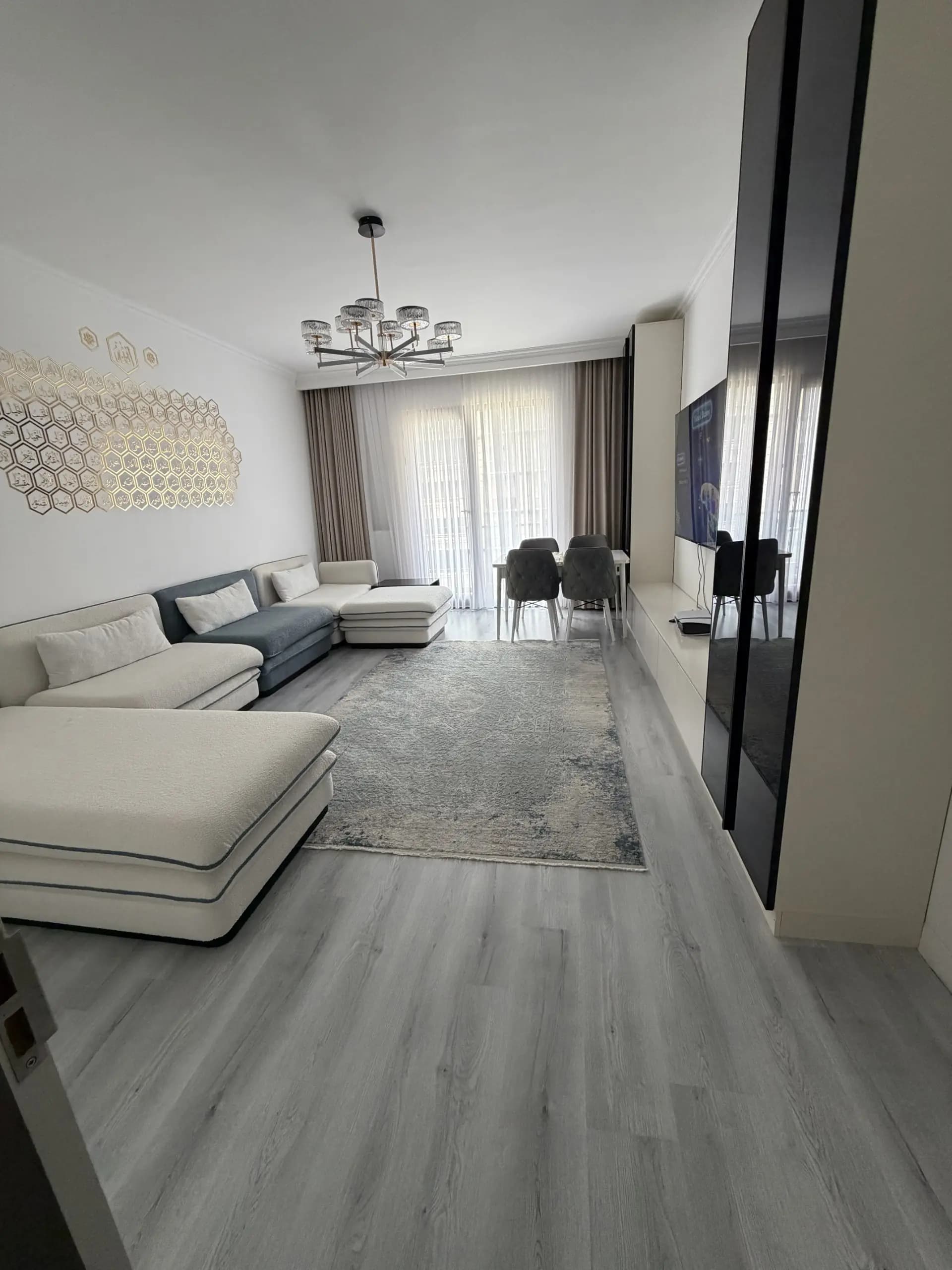Сдается 3-комнатная квартира в ЖК Istanbul City, Яккасарайский район — 1
