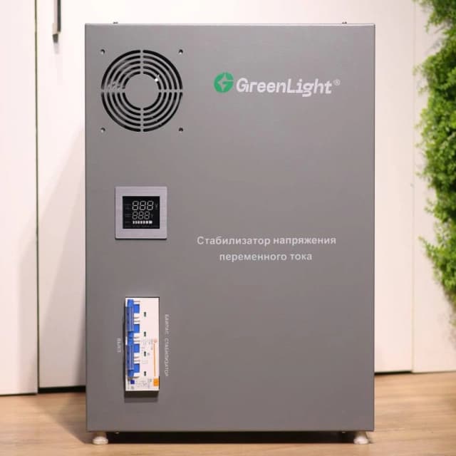 GreenLight 40 kVA quvvatga ega servoprivodli stabilizator (polga va devorga o‘rnatiladigan) — 1