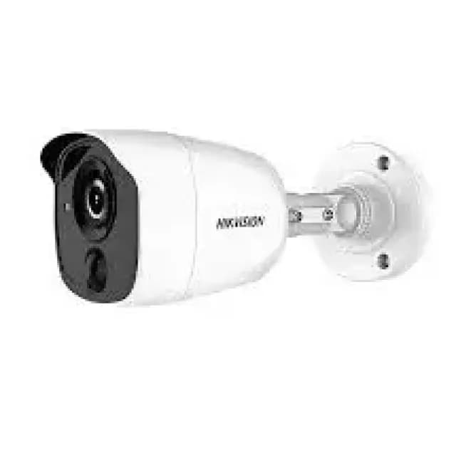 Kuzatuv kamerasi Hikvision DS-2CE12H0T-PIRLPО — 1