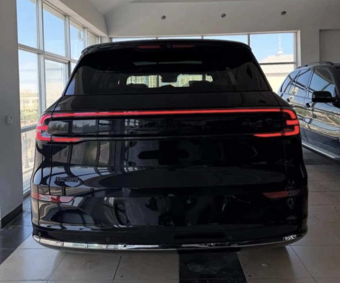 Нево Ку07 31.7 kWh 1.5hyb CVT (224 л.с.) 2025 — 4