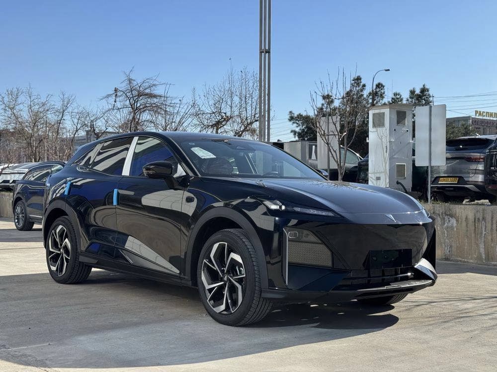 Чанган Дипал С7 39.05 kWh 1.5hyb AT (258 л.с.) 2024 — 2