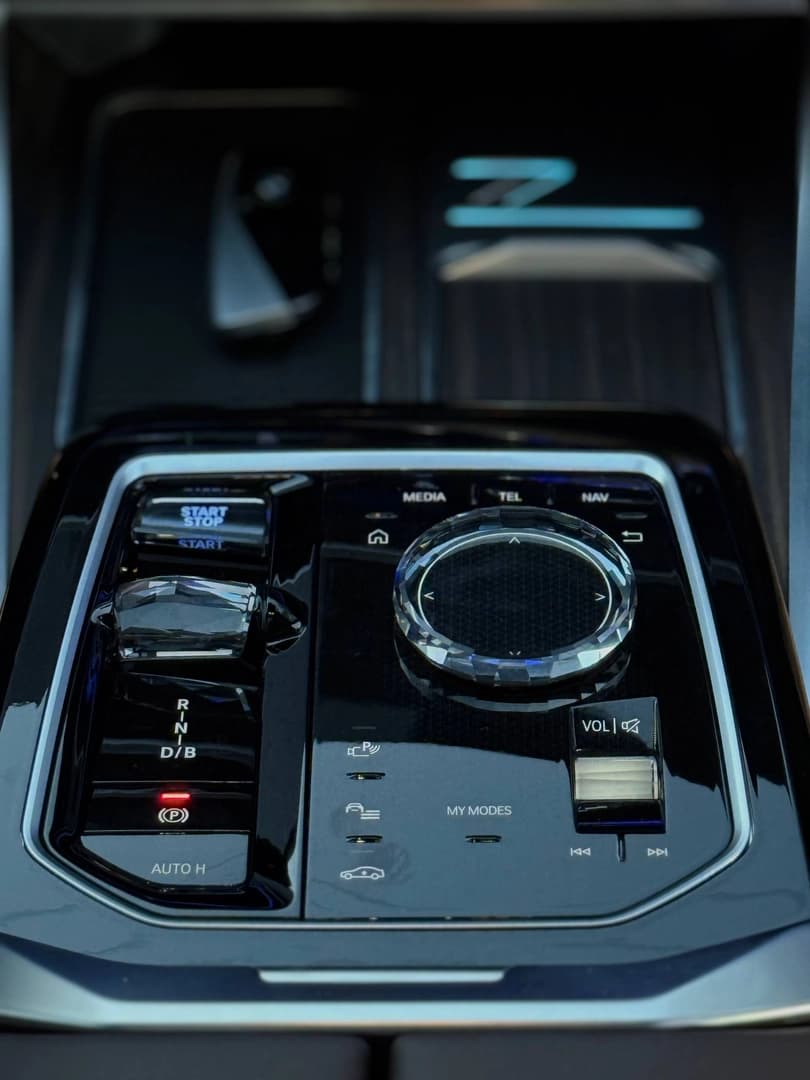 БМВ и7 eDrive50 Electro AT (335.0 кВт) 2024 — 7