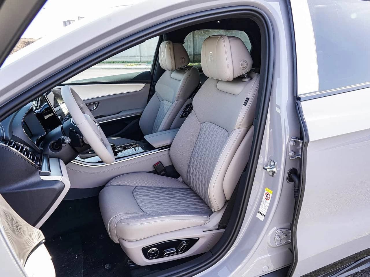 BYD Han 2024 — 4