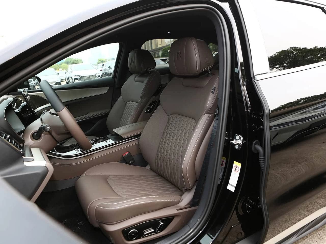 BYD Han 2025 — 2