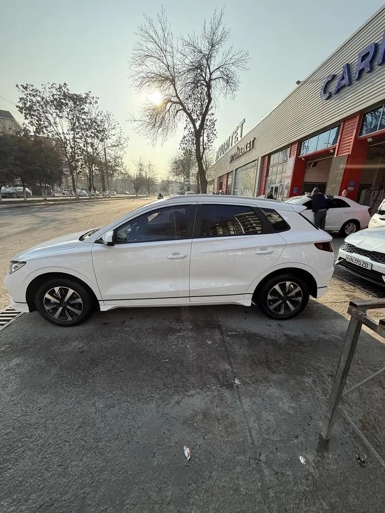 BYD E2 2023 — 7
