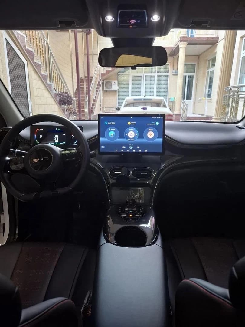 BYD E2 2024 — 1