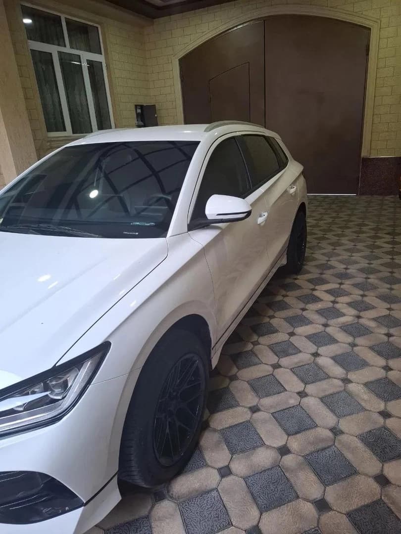 BYD E2 2024 — 3