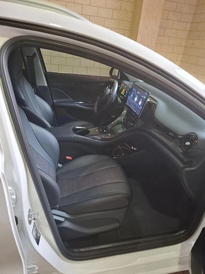 BYD E2 2024 — 5