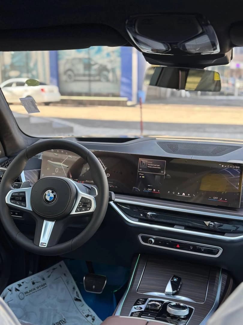 BMW X7 2025 — 3