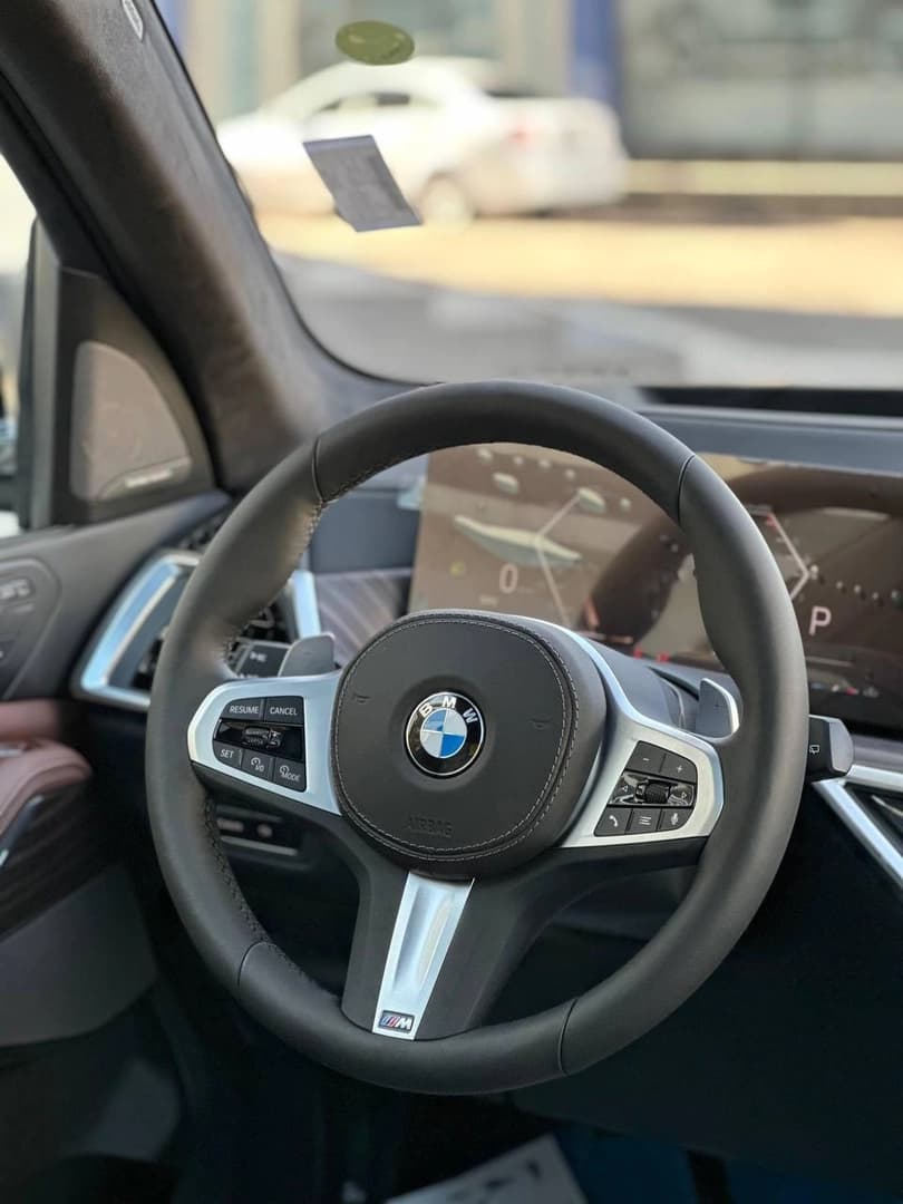 BMW X7 2025 — 4