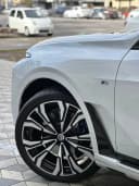 BMW X7 2024