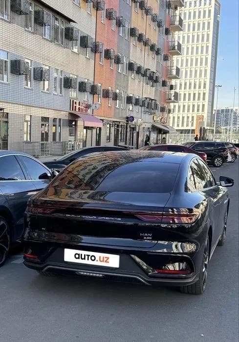 BYD Han 2023 — 1