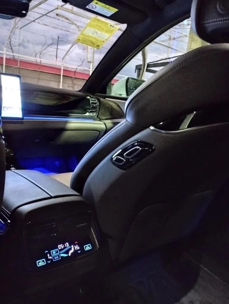 BYD Han 2024 — 3