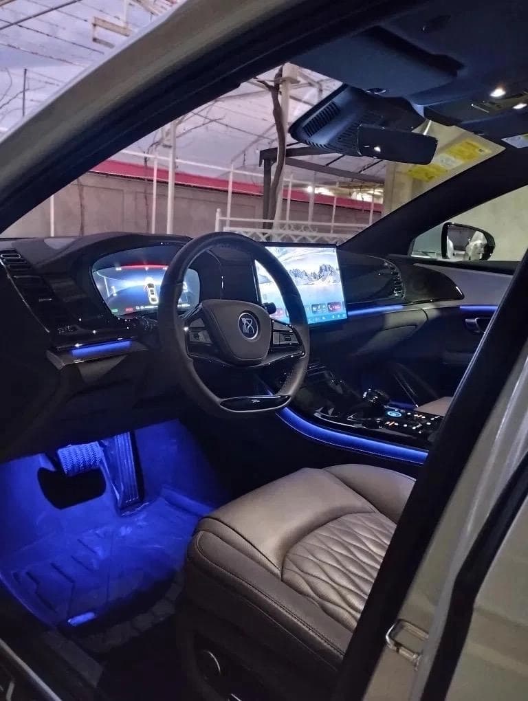 BYD Han 2024 — 5