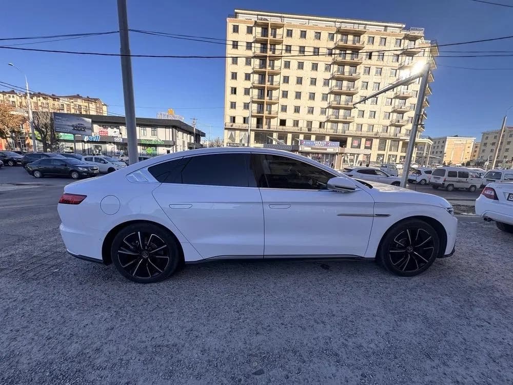 BYD Han 2021 — 4