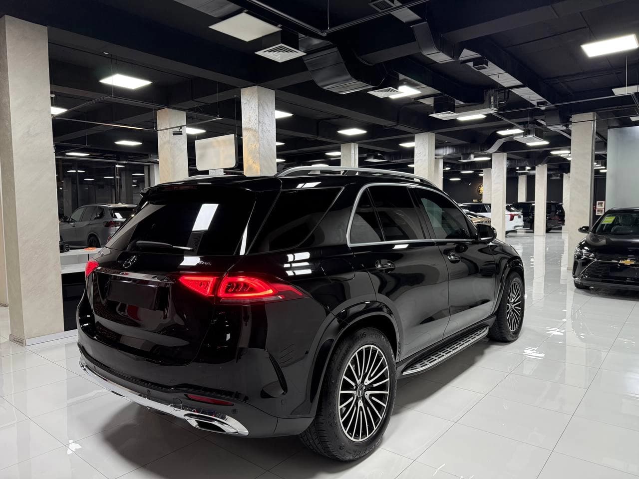Мерседес-Бенз GLE 2021 — 3