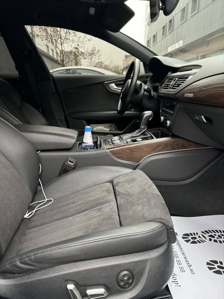 Audi A7 2017 — 7