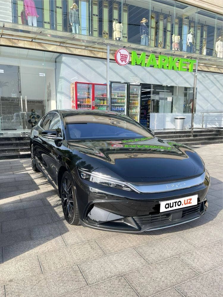BYD Han 2023 — 3