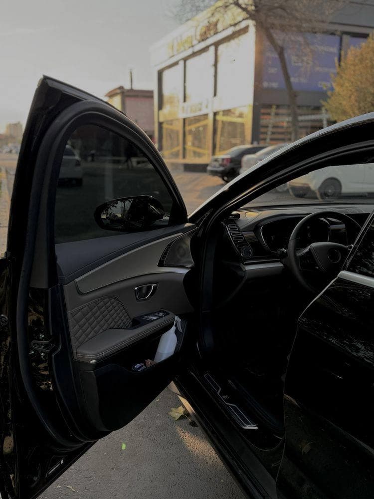BYD Han 2025 — 5