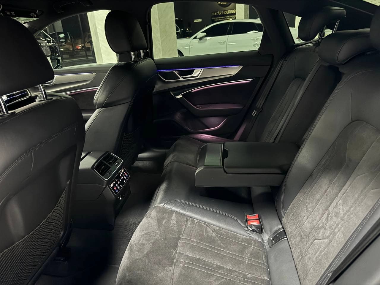 Audi A6 2018 — 3