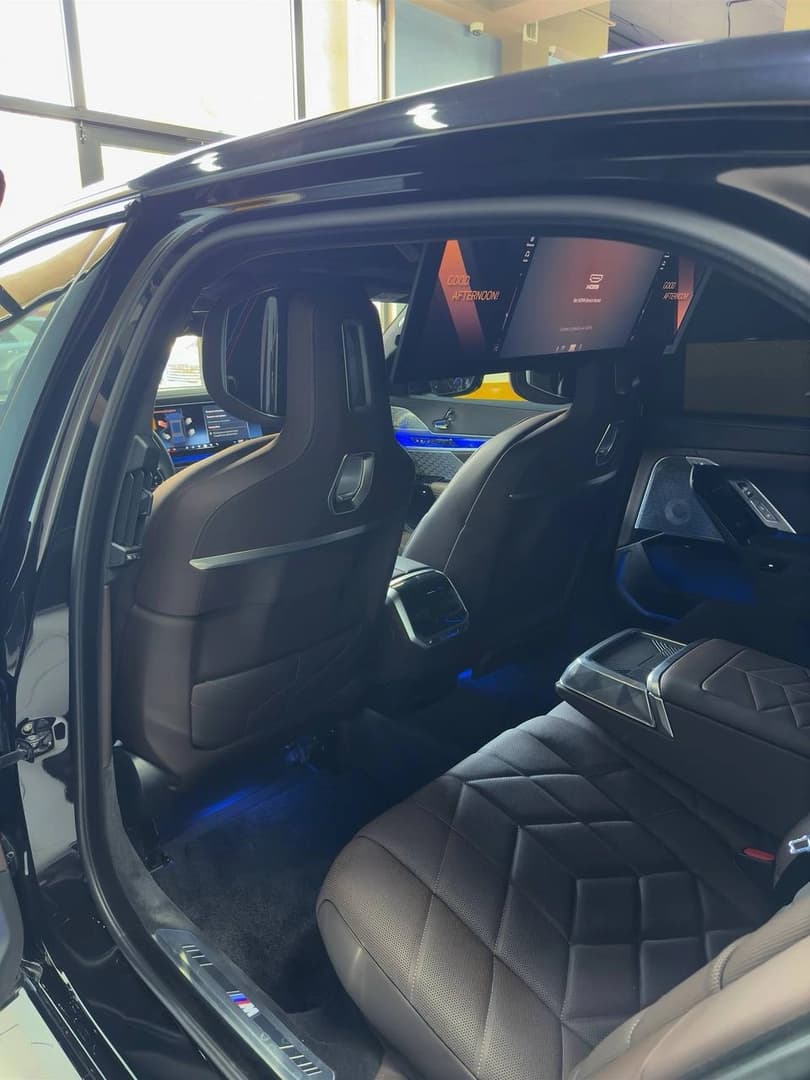 BMW i7 2023 — 2